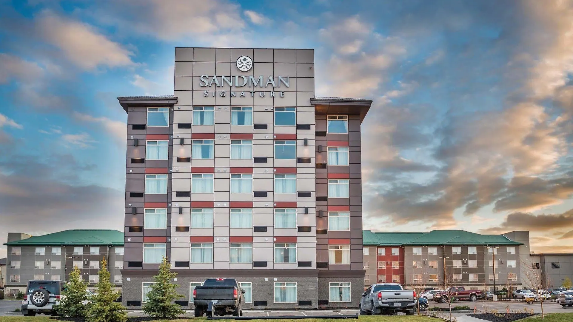 Sandman Signature Calgary Airport Hotel location